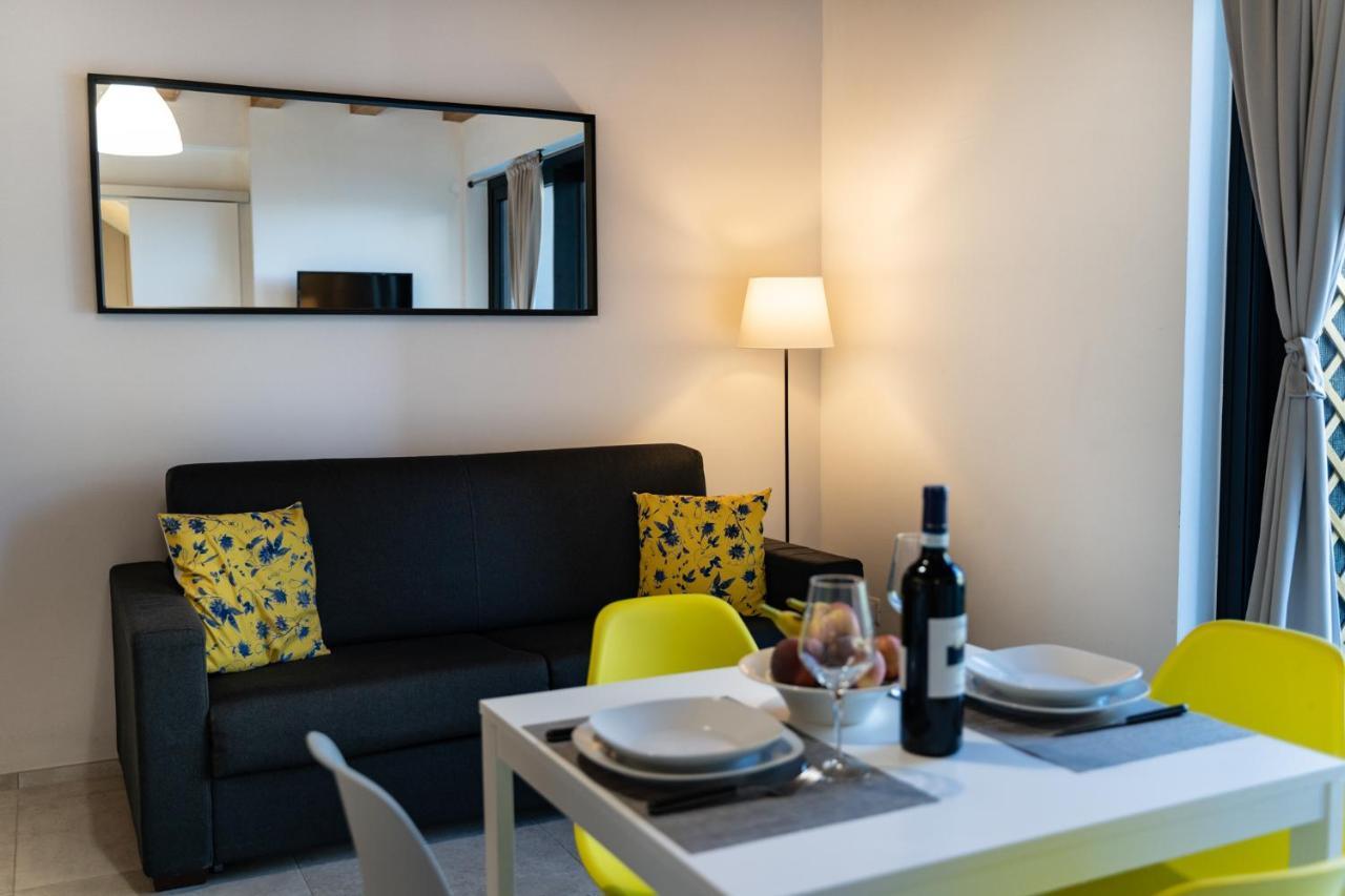 Casa Tina Holiday Home Diano dʼAlba المظهر الخارجي الصورة